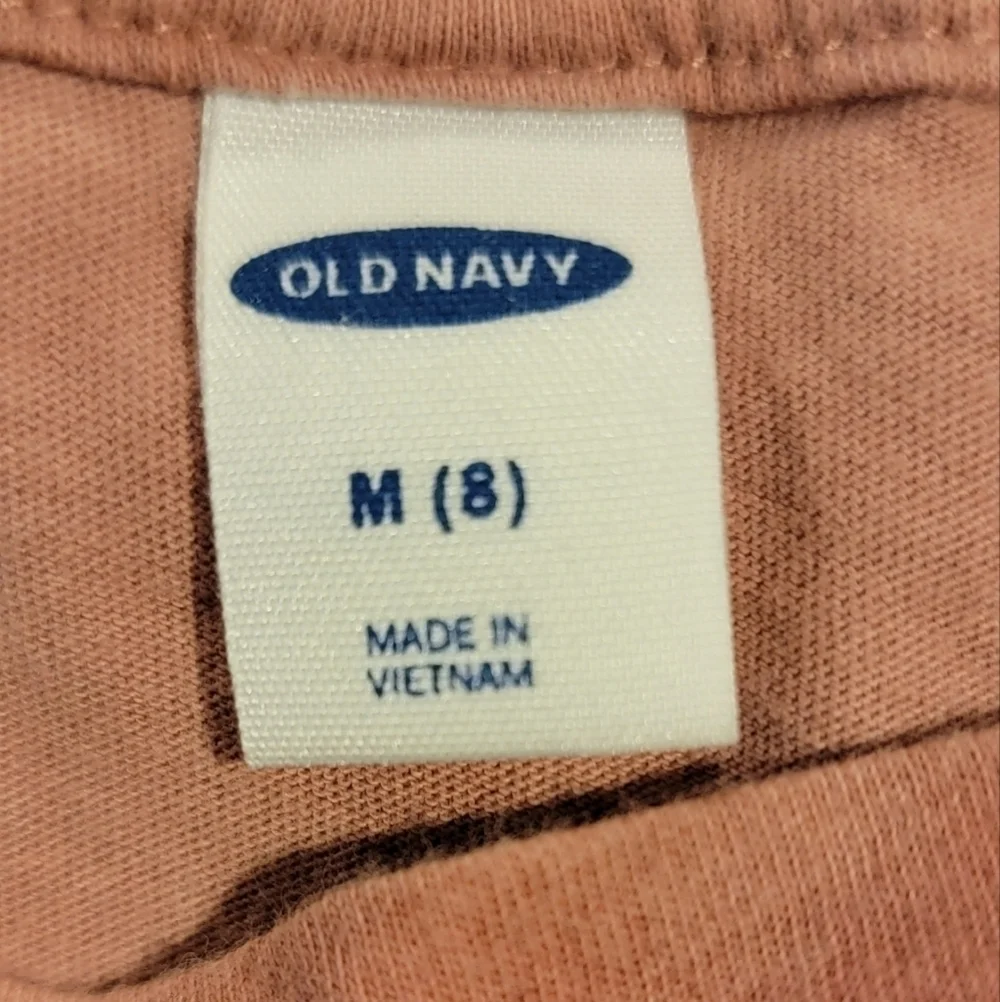 6/$20 Old Navy crop tee size 8